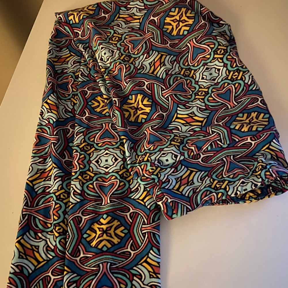 ⭐️4 for $20⭐️ LulaRoe Leggings 😍🤩